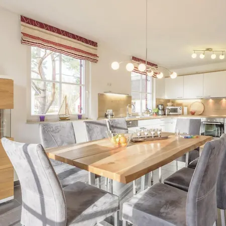 Holiday home Inga Mit E-ladestation