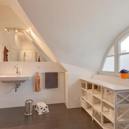 Holiday home Inga Mit E-ladestation Glowe