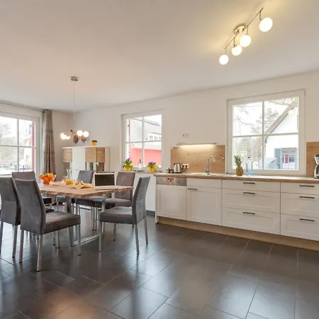 Inga Mit E-ladestation Holiday home *